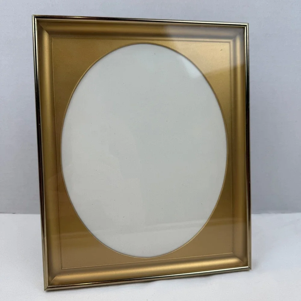 Vintage Gold Metal Picture Frame Oval Mat 8x10 Tabletop Wall Mount Gold Tone